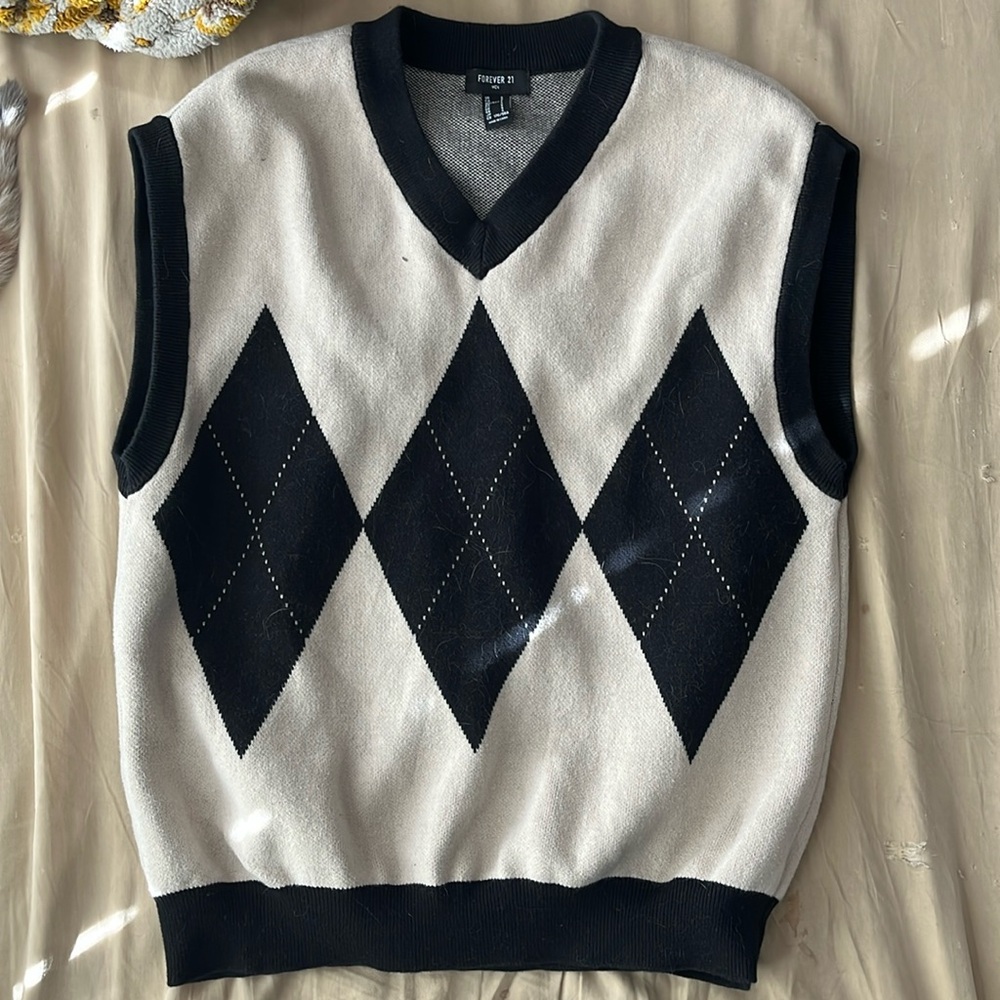 forever 21 sweater vest v-neck